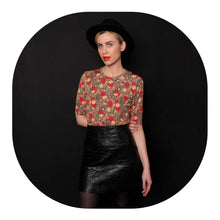 Load image into Gallery viewer, Wild Roses Slinky Tee
